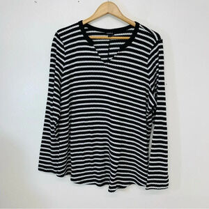 Torrid Womans V Neck Long Sleeve Knit Top 2X  Black White Stripe Casual Workwear